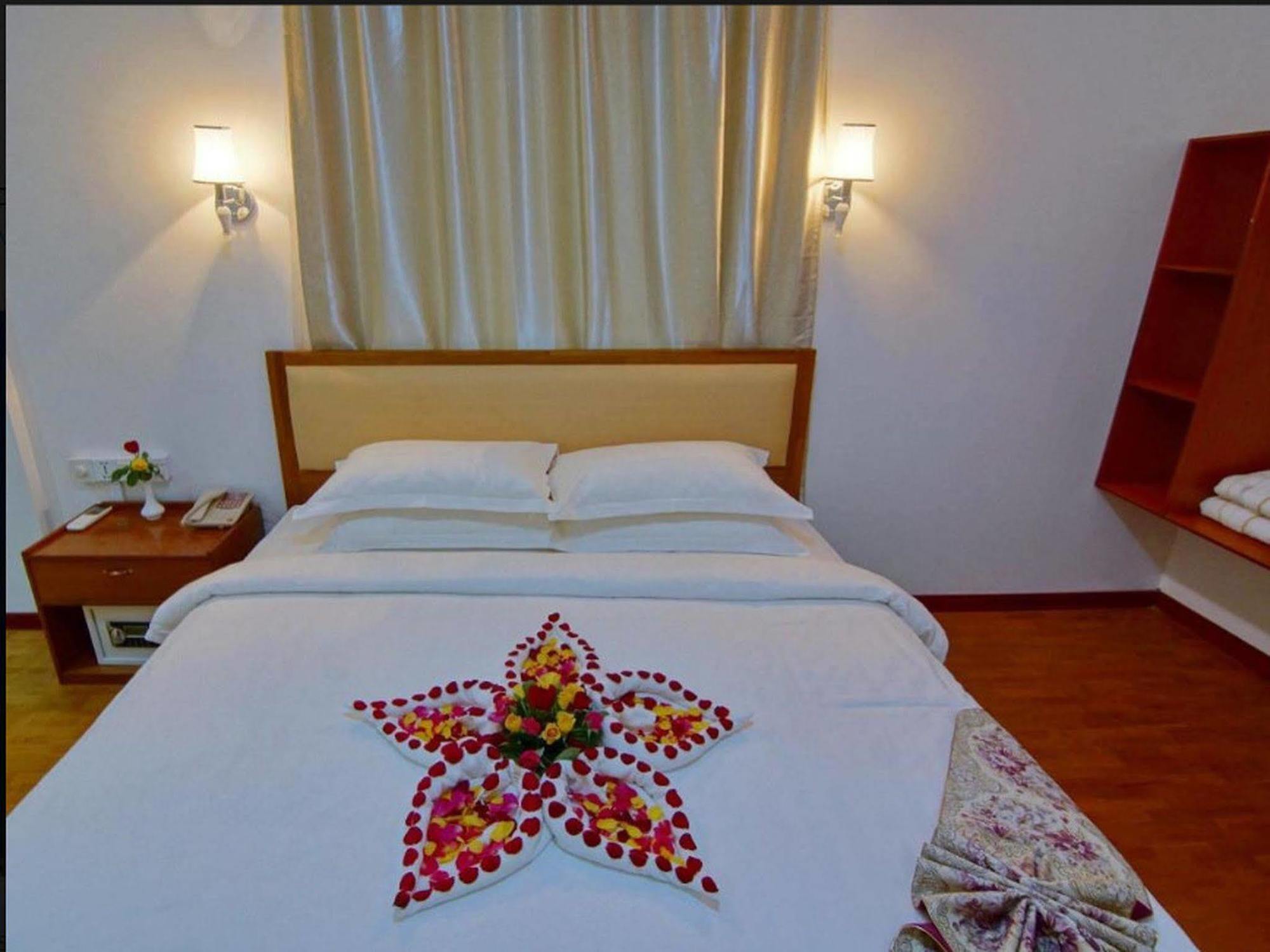 Wilson Hotel Mandalay Luaran gambar